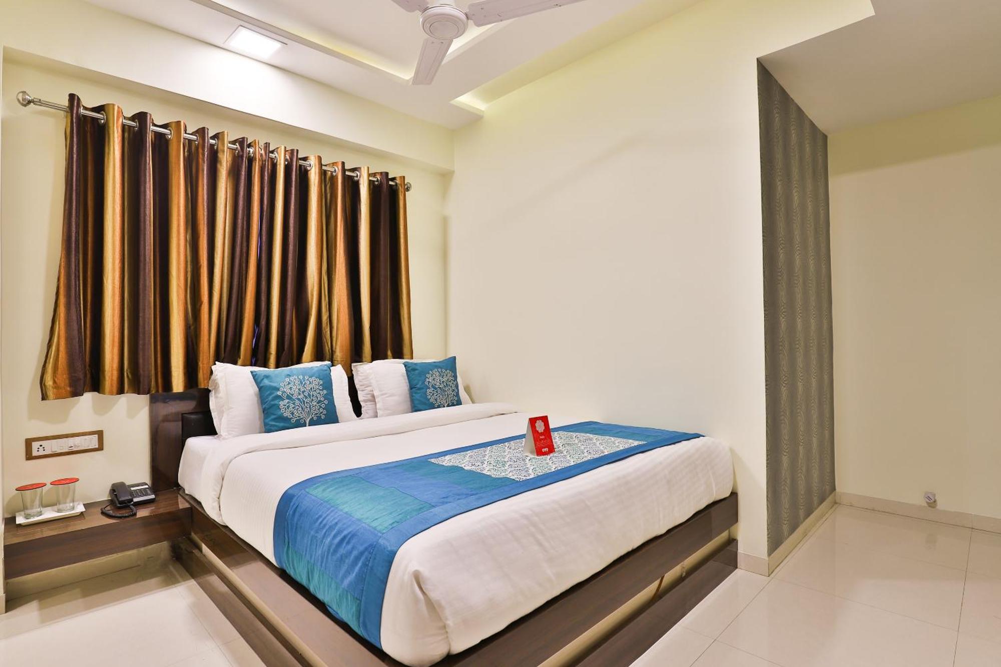 Hotel O Red Apple أحمد أباد المظهر الخارجي الصورة